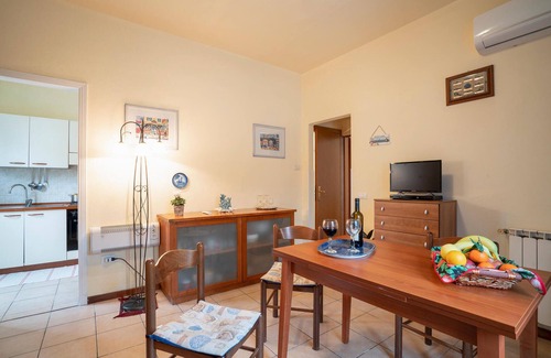 Lido di Camaiore Apartment | Cozy apartment in Lido di Camaiore -LU-