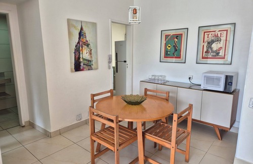 Centro Apartment | Cozy apartment 200 meters from Praia do Forte, with garage.