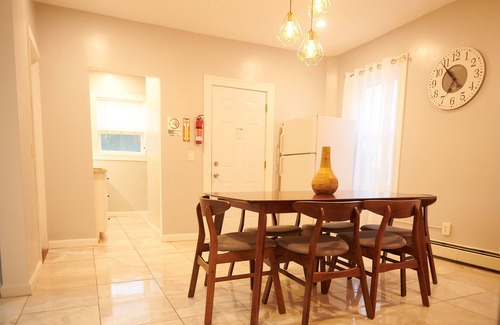 Smith Hill Apartment | Cozy apartment 2nd 10min Walk Downtown | City View