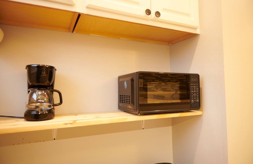 Smith Hill Apartment | Cozy apartment 2nd 10min Walk Downtown | City View
