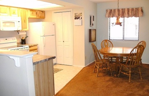 Pinetop Condo | Cozy apartment by the Casino