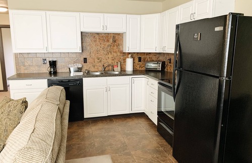 Claremore Apartment | Cozy Apartment Close to Oologah Lake!