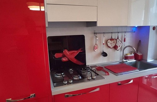 Lorenteggio Apartment | Cozy apartment equipped with every comfort, 300m from the M4 Tolstoj stop