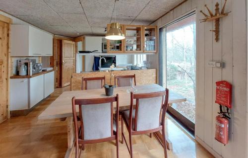 Asljunga Apartment | Cozy Apartment In Åsljunga With Sauna