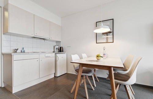 Sandvig Apartment | Cozy apartment in Allinge with kitchen