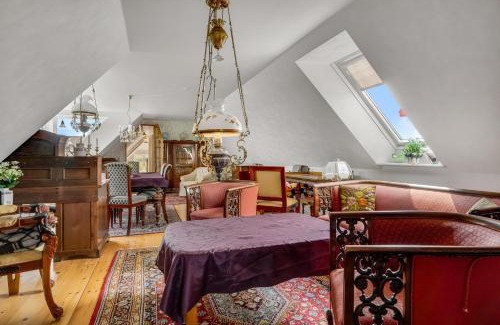Snedsted House | Cozy Apartment In An Older Country House In Thy
