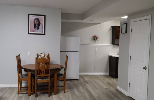 Argyle Apartment | Cozy apartment in London, Ontario Canada
