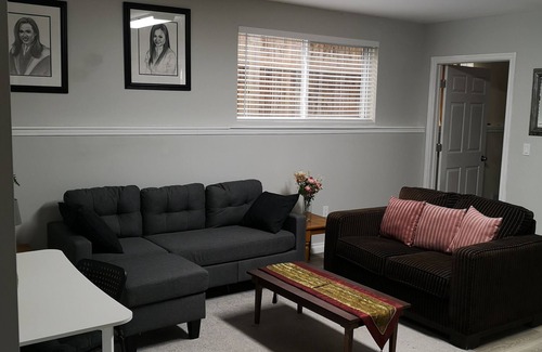 Argyle Apartment | Cozy apartment in London, Ontario Canada