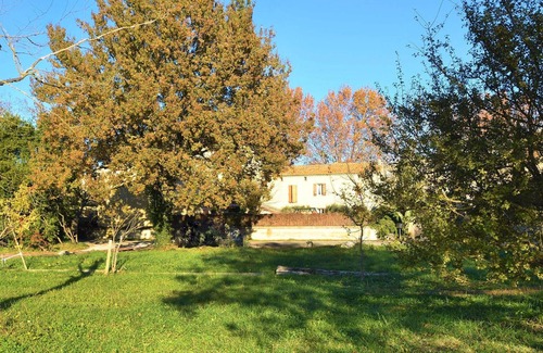 Monteux Apartment | Cozy apartment in Monteux with WiFi