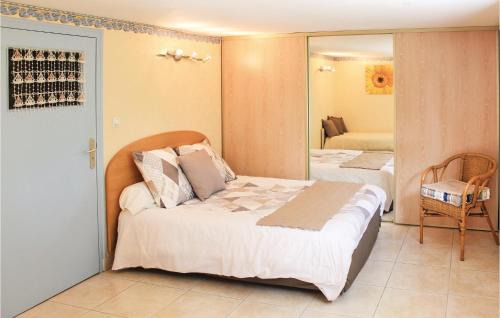 Muzillac Apartment | Cozy Apartment In Muzillac With Wifi