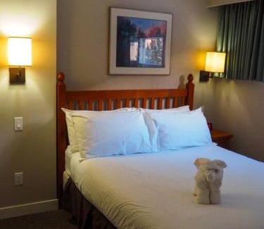 East Kootenay Apartment | Cozy apartment in the heart of Panorama