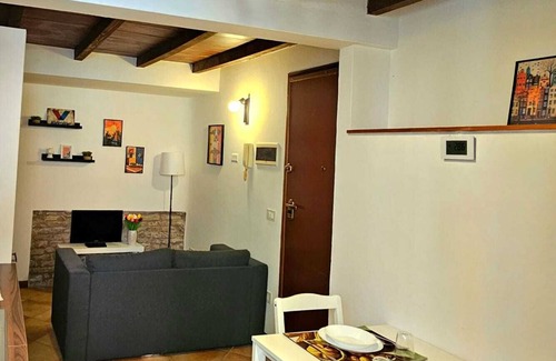 Oltretorrente Apartment | Cozy apartment in the heart of the Oltretorrente area of Parma