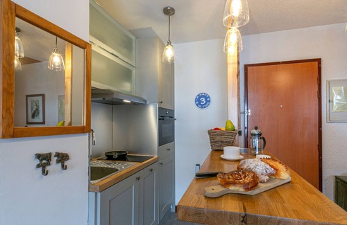 Val-d'Isere Apartment | Cozy Apartment in Val-d'Isère: WiFi, Covered Parking, Near Pistes, Pet-Friendly