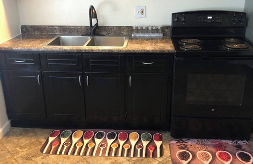 Thermal Apartment | Cozy apartment in wonderful Thermal with AC, WiFi