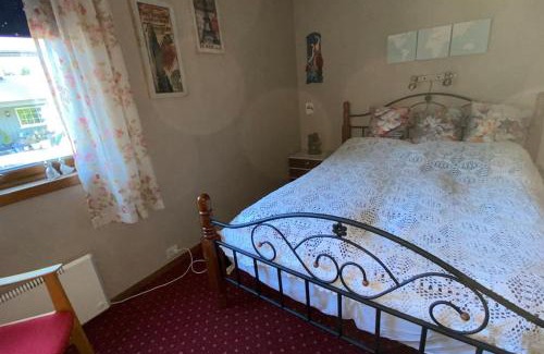 Kristiansund Apartment | Cozy apartment near city center and nature