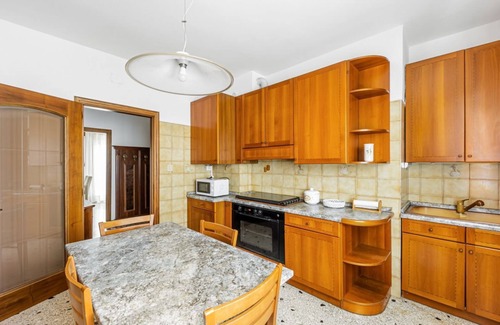 Campalto Apartment | Cozy Apartment near Venice with Balcony!