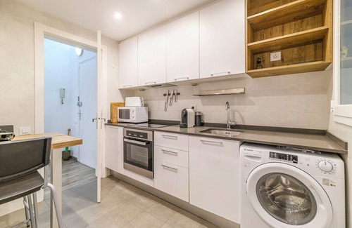 El Baix Guinardo Apartment | Cozy Apartment Sagrada Familia