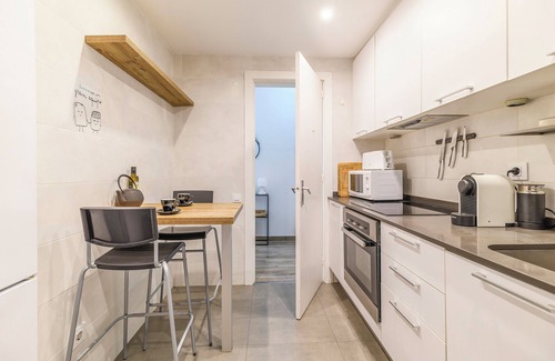 El Baix Guinardo Apartment | Cozy Apartment Sagrada Familia