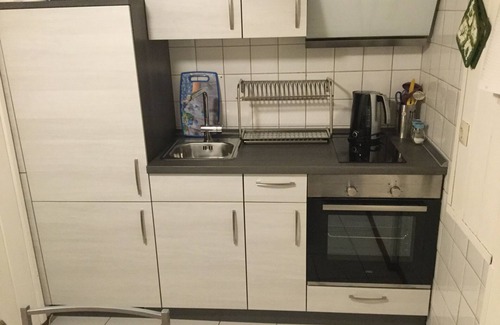 Kellinghusen Apartment | Cozy apartment with separate entrance and terrace