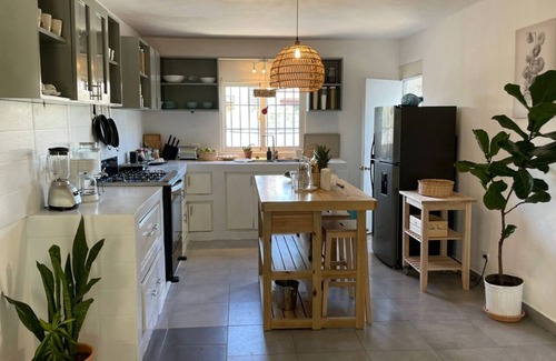 Villa Hermosa Apartment | Cozy Apartment with Garden