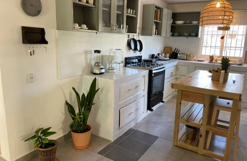 Villa Hermosa Apartment | Cozy Apartment with Garden