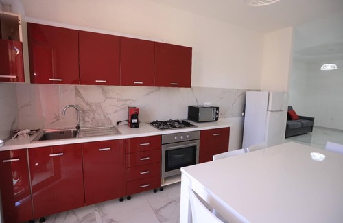 Parghelia Apartment | Cozy apartment with city view equipped with every comfort.
