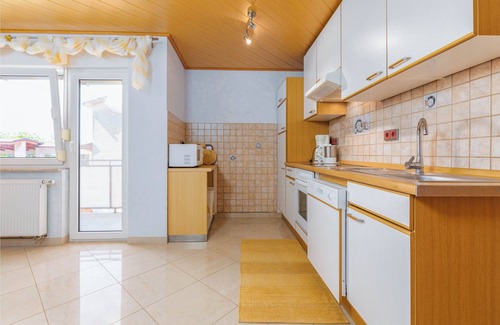 Peroj Apartment | Cozy Apartment with large terrace and Garden view