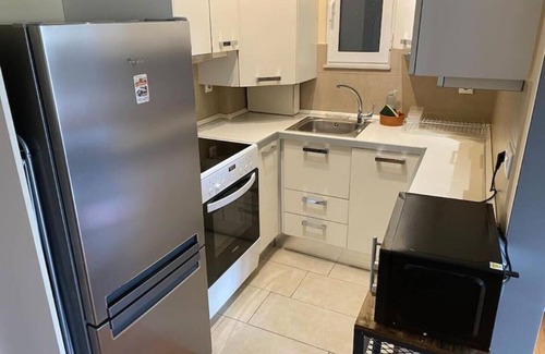 Khalandrion Apartment | Cozy Apartment with Scenic View