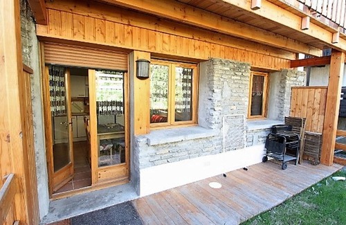 Pra Loup Apartment | Cozy Apartment with Terrace, Parking, and Ski Storage, Steps from Pra-Loup Center
