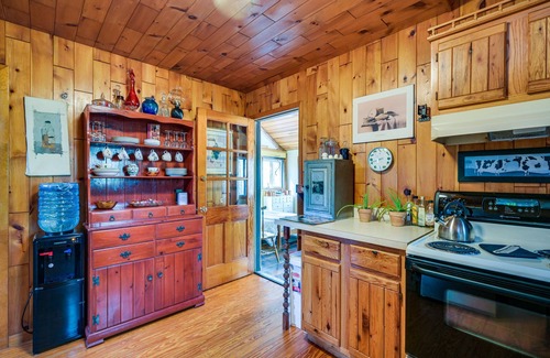 Great Cacapon House | Cozy Appalachian Getaway: 5 Mi to Prospect Peak!