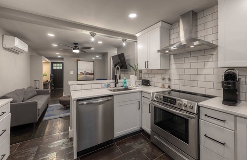 Ludlow Apartment | Cozy Artist's Studio in Beautiful Historic Ludlow