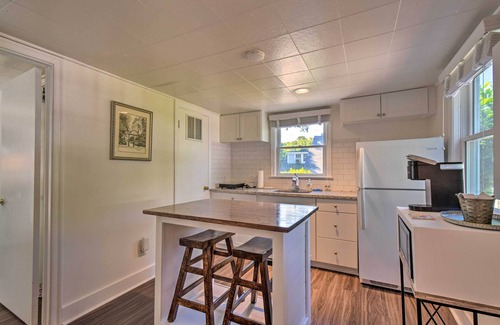 Athens Cottage | Cozy Athens Cottage: Walk to Sanford Stadium!