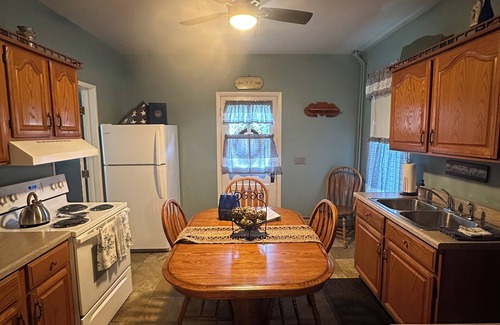 Mechanicville Apartment | Cozy Autumn Stay Explore Saratoga & Stunning Fall Colors Nearby
