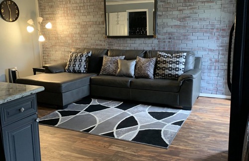 Picayune House | Cozy barn apartment great for travel nurses in South Mississippi Gulf Coast area