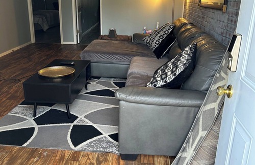 Picayune House | Cozy barn apartment great for travel nurses in South Mississippi Gulf Coast area