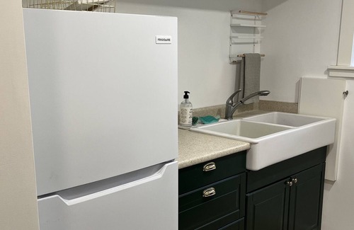 Cedarbrae House | Cozy basement suite w/fireplace. Pet friendly!
