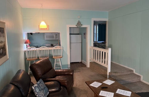 Willoughby Spit Cottage | Cozy Bay View Oceanside 1 Bedroom Cottage by RedAwning