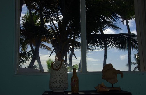 Guardarraya House | Cozy Beachfront, Private Pool & Stunning Ocean Views!