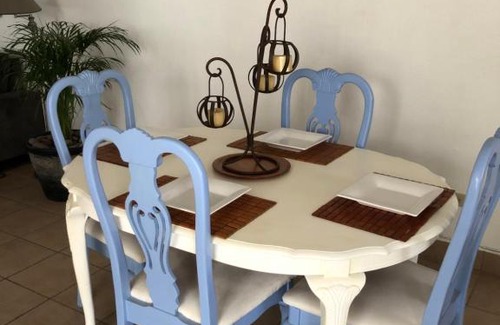 Ensenada House | Cozy blue house