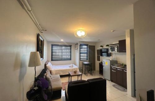Balibago Apartment | Cozy Boo Staycation near Enchanted kingdom by Dynel