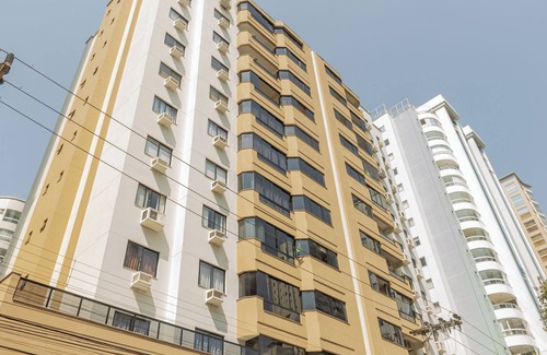 Barra Sul Apartment | Cozy 2 Bedroom Apartment in the center of Camboriú, 200 meters from the beach