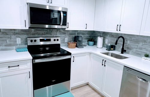 Southwest Calgary Apartment | Cozy brand new 2-bedroom 1 bathroom abode near transit