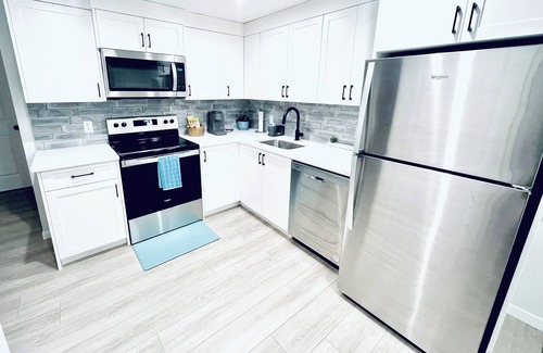 Southwest Calgary Apartment | Cozy brand new 2-bedroom 1 bathroom abode near transit
