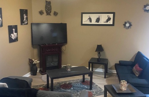 Garden Hills Apartment | Cozy Buckhead 1brQuiet & Central
