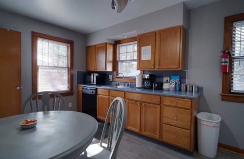 Springfield House | COZY BUNGALO