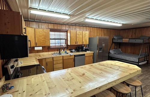 Kildare Cabin | Cozy Cabin central to Jefferson, Atlanta, Caddo Lake, Marshall & Linden