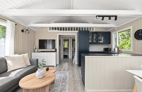 Laugarvatn Ski Chalet | Cozy Cabin - Golden Circle