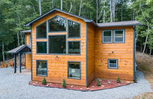 Ellijay House | Cozy cabin in Ellijay, near Blue Ridge !