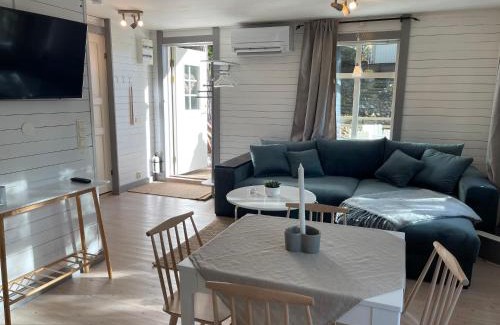 Tyreso Apartment | Cozy cabin, neighbour to lake & national park
