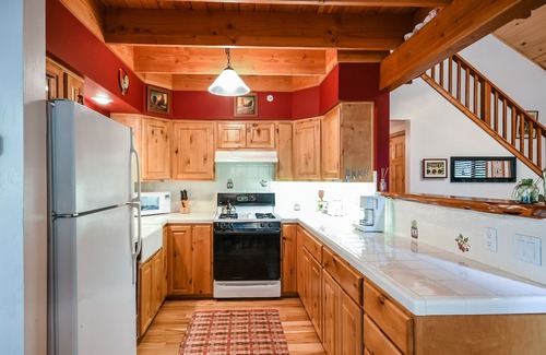 Sedona Cabin | Cozy Cabin Nestled in the Heart of Oak Creek, minutes from trails
